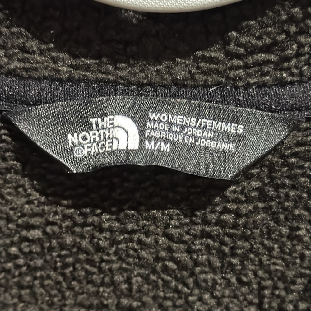 The North Face Women’s Jacket - Picture 11 of 12
